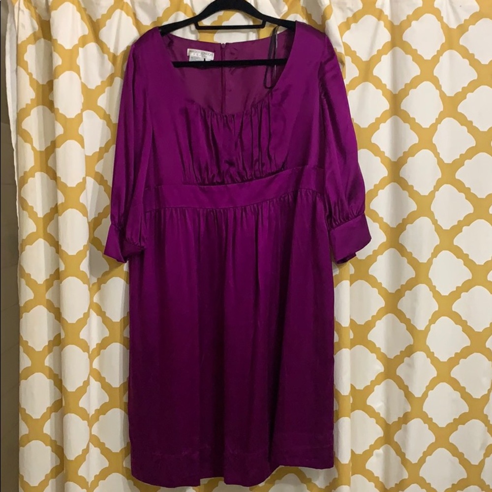 Beautiful & Flattering Silk Dress
